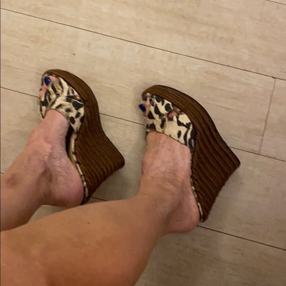 Animal print Jimmy Choo wedges size 39 - Picture 10 of 10